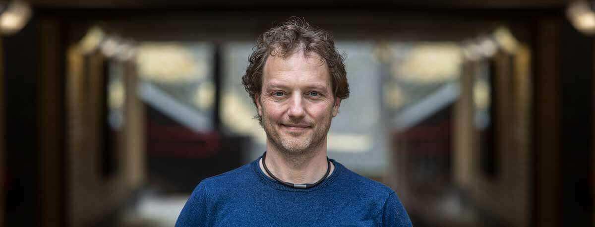 Joris Vincken coaching Eindhoven, non dualiteit, sound healing, nlp